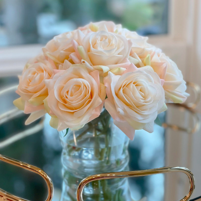 Roses dans un vase, Champagne