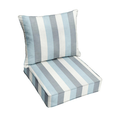 Striped Outdoor Lounge Chair