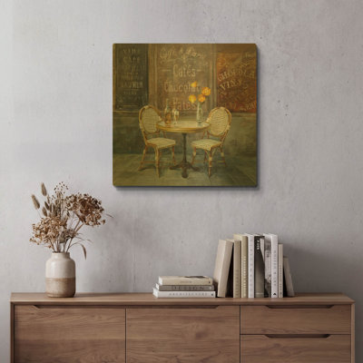 «French Cafe» par Danhui Nai, art mural en métal doré, 24 po x 24 po