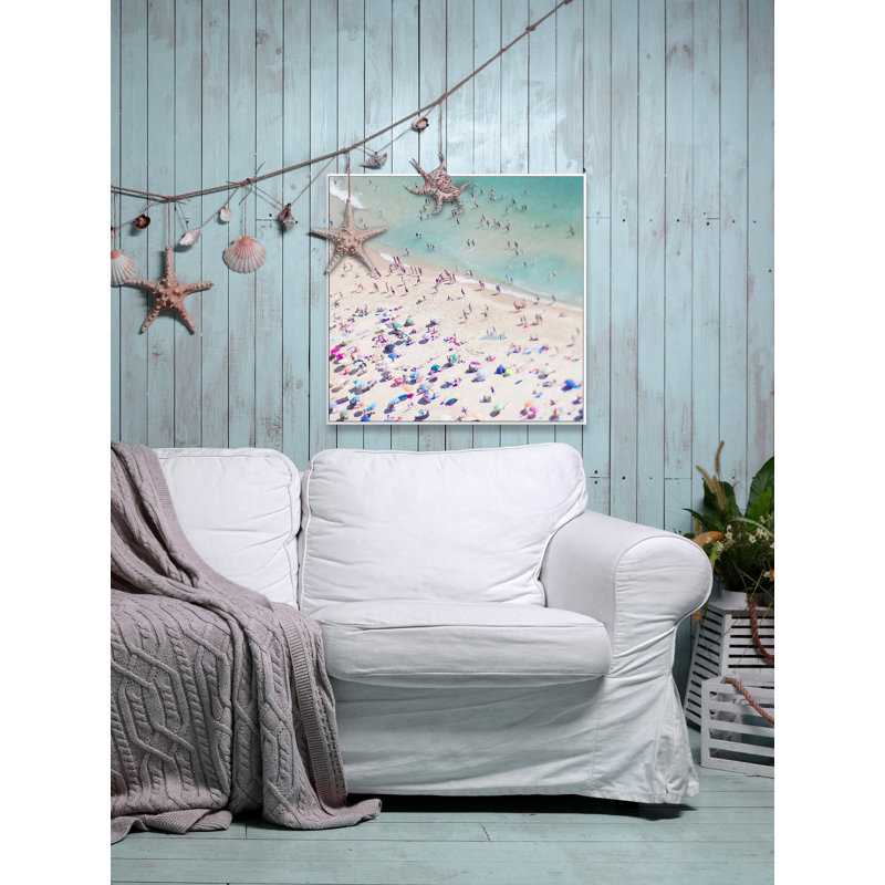 «Beach Love II», reproduction de photo sur toile, H 24 po x l 24 po, Cadre flottant