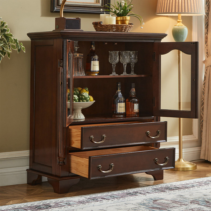 Armoire à vin en verre massif 35,42 "avec colonnes romaines sculptées, buffet de rangement multi-compartiments pour la présentation et le rangement