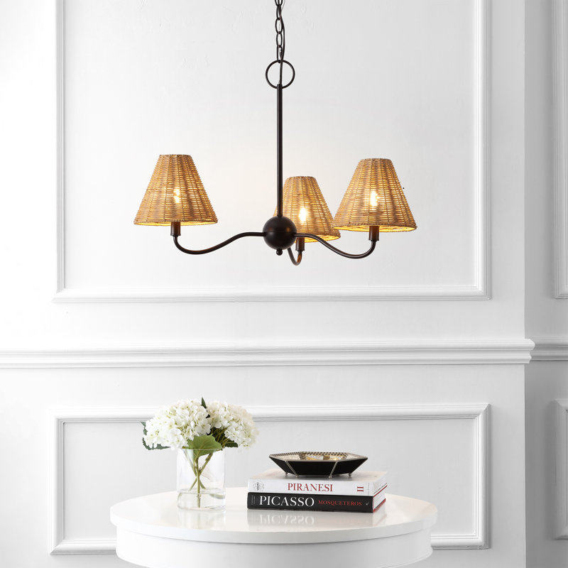 Lustre LED Grady Coastal Farmhouse à bras articulé réglable en métal avec abat-jour en rotin tressé à la main, 3