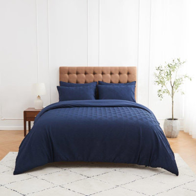 Polyester Geometric Duvet Cover with Pillowcases Included