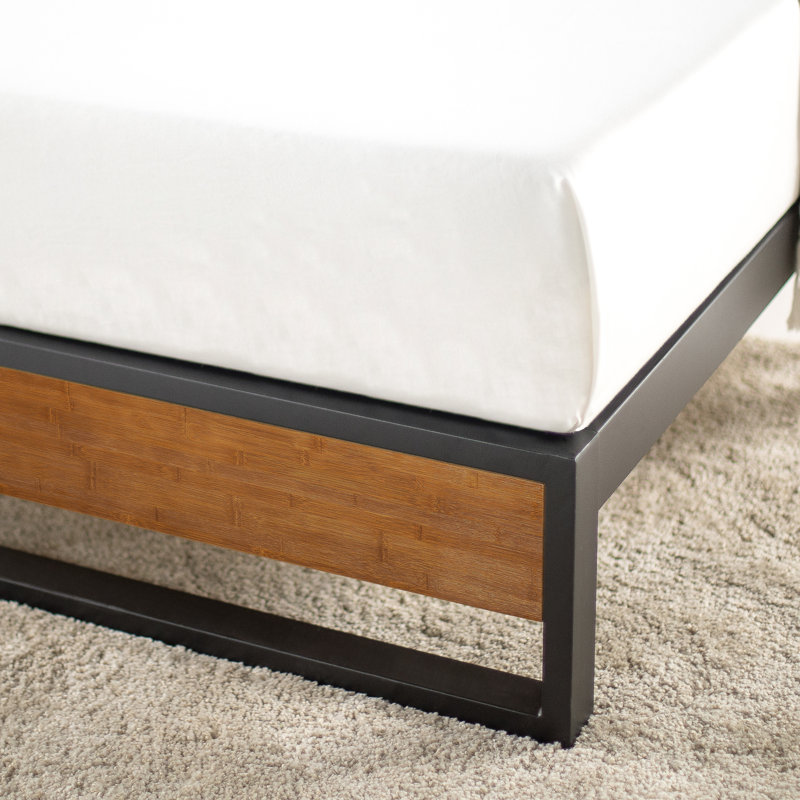Abigail Bed, Queen, Chestnut Brown
