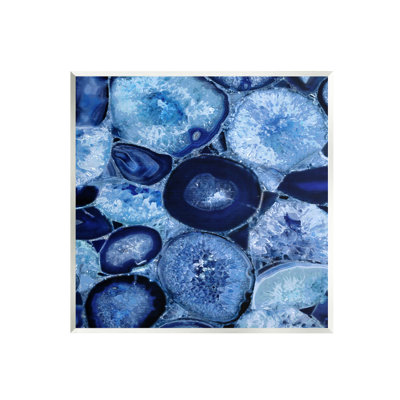 "Blue Geode Crystals Arrangement", art mural par Danielle Carson
