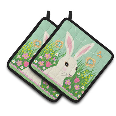 Caroline's Treasures Floral Polyester Potholder