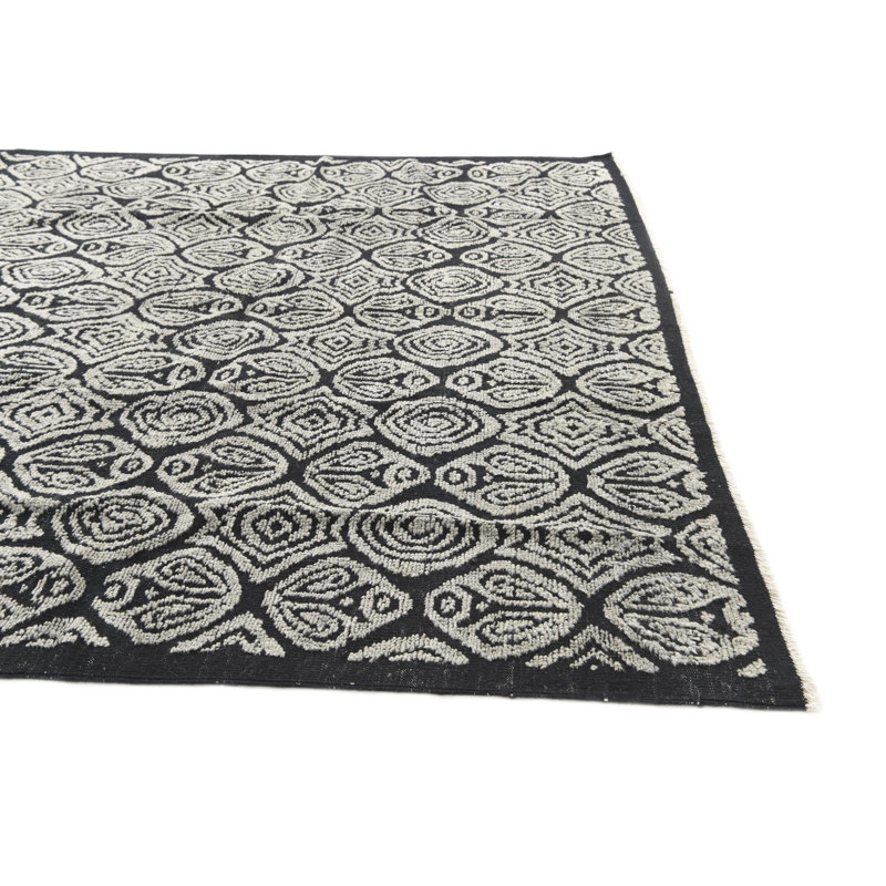Odea Black Rug
