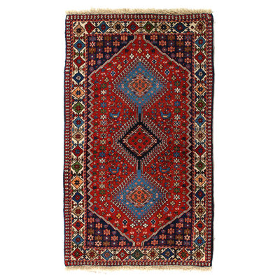 Hand knotted Persian Yalameh rug 2'9"X 4'9"