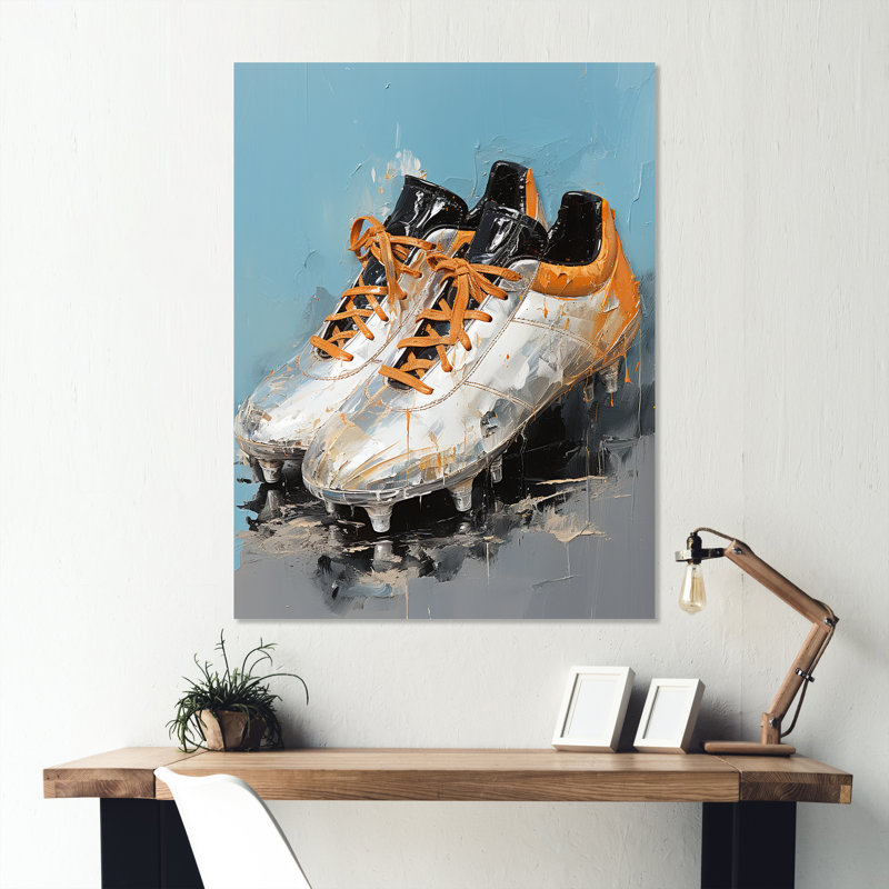 Chaussures de soccer grises et orange - art mural en métal Soccer, H 32 po x l 16 po x P 1 po