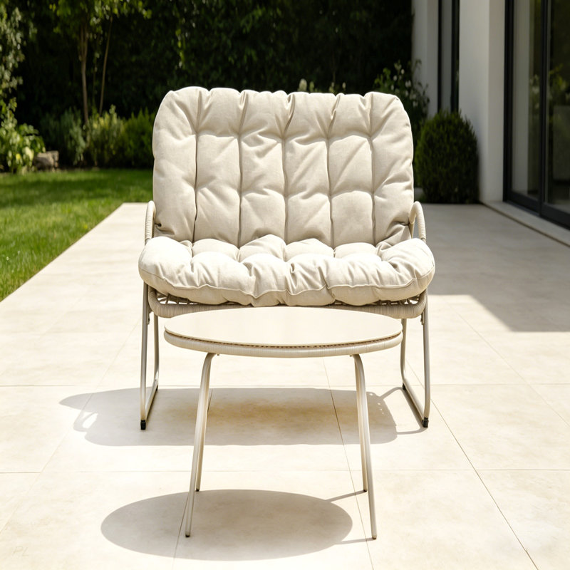 Ensemble de causeuse et de table basse d'extérieur moderne, ensemble de conversation de patio toutes saisons avec coussins épais, meubles bistro 2 pièces pour la cour, le balcon, le jardin, blanc cassé