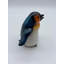 Figurine glacée petit pingouin heureux