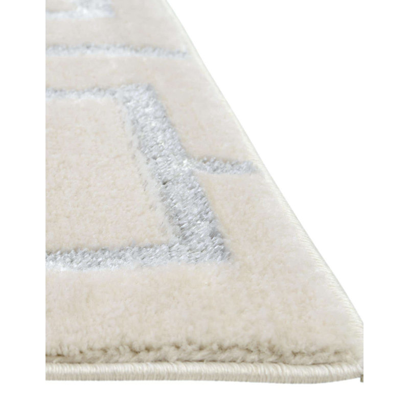 Glam Geometric White Silver Area Rug, Rectangle 3'1" x 5'3"