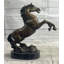 Statue de cheval