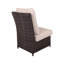 Chaise de patio avec coussins