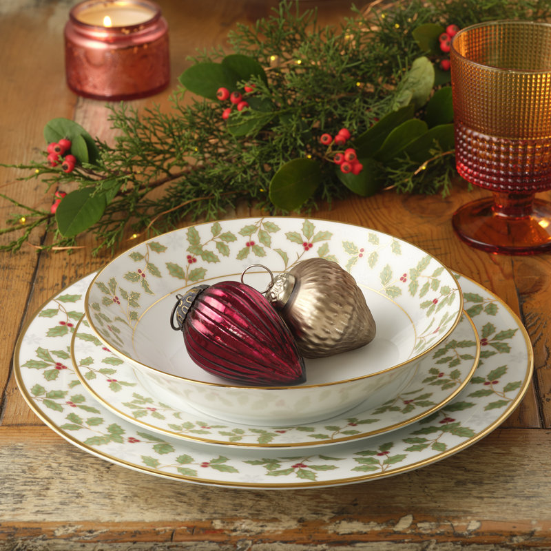 White Porcelain Soup Bowl Set with Gold Trim, Service for 4