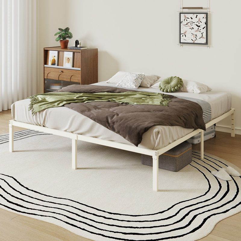 Base de lit plateforme en métal 14 po avec espace de rangement, Très grand lit, Beige, 14"
