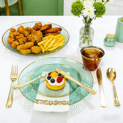 Ensemble de vaisselle en plastique martelé 175 pièces WELLIFE, comprenant 25 assiettes à dîner et à dessert, 25 tasses, 25 couverts dorés et serviettes