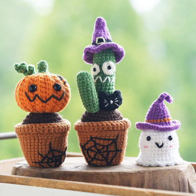 Plantes d'Halloween avec fantôme Amigurumi DIY Kit au crochet Wizardi F07N8-M226