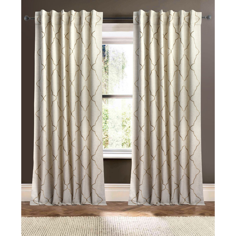 Maison, 50" W x 110" L, Natural