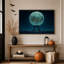 Toile murale d'Halloween avec lune bleue lumineuse et cité fantastique sur pierre-88290046