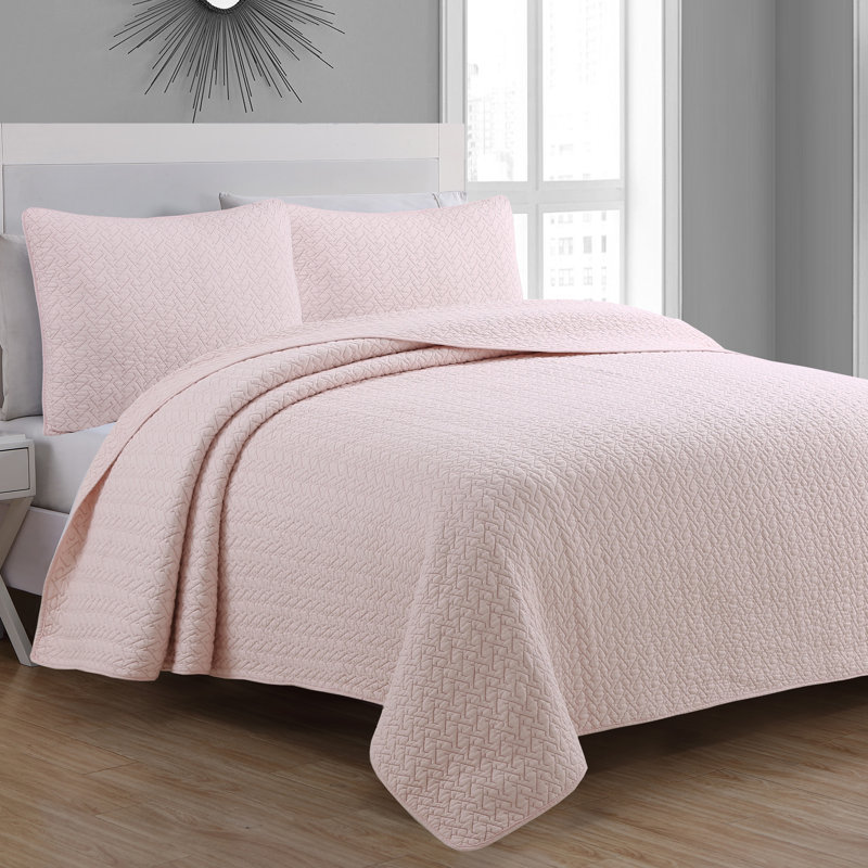 Blush Cotton Twin Reversible Quilt Set
