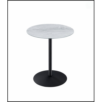 Table de bout Circa de 17,5 pouces avec plateau en marbre gris texturé, structure en acier durable et surface facile à nettoyer pour les espaces de vie modernes.