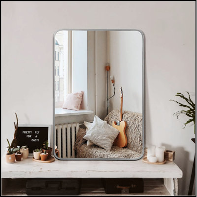 Miroir de salle de bain rectangulaire en métal pour mur, réflexion claire, conception durable et sécuritaire, facile à installer