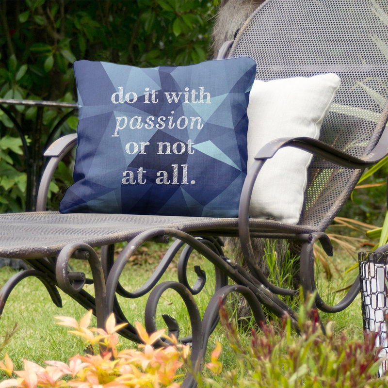 Coussin intérieur/extérieur d’inspiration passion, 18 po x 18 po, Saphir