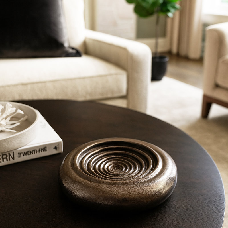 Sculpture ronde en aluminium antique en cuivre