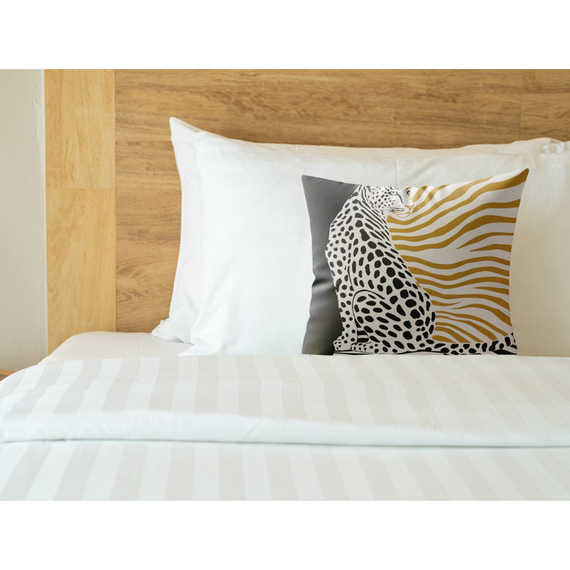 Coussin intérieur en faux suède Damisa, Bois de tempête, 16 po x 16 po