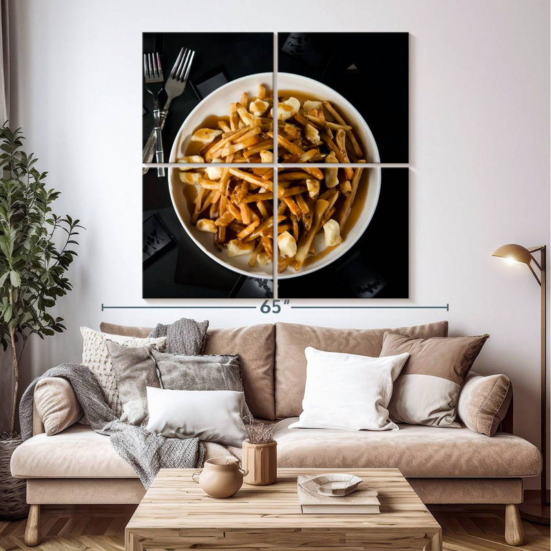 Yarlin Poutine Plate, 50" H x 50" W