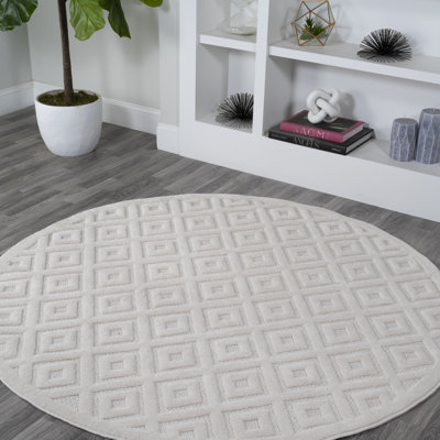 Tapis intérieur / extérieur carreauté à carreaux neutres ivoire Carruth