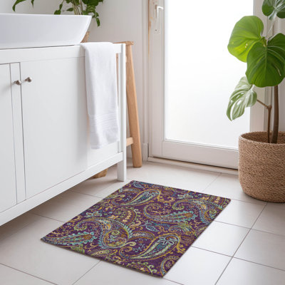 Kinslee Washable Paisley Indoor / Outdoor Rug
