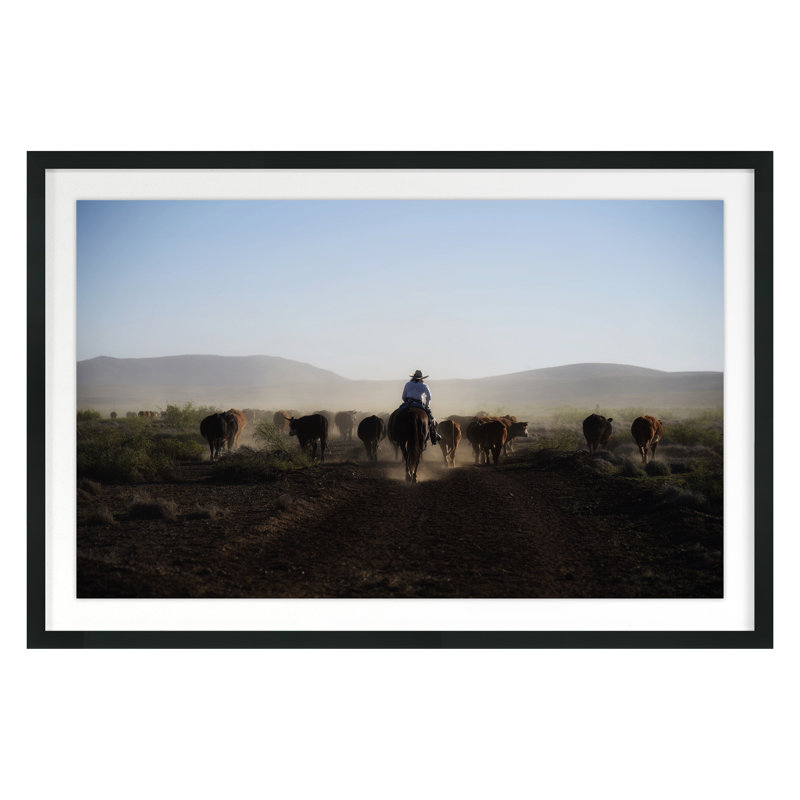 "Mosey Long" par Jean Cornell - Photographie d'un seul cadre, H 20 po x l 30 po, Noir
