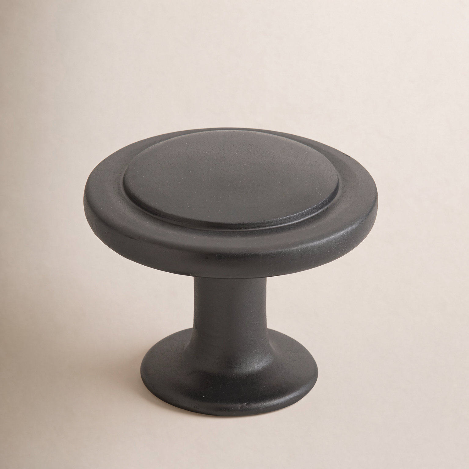 1 1/4" Diameter Mushroom Knob Multipack, Matte Black