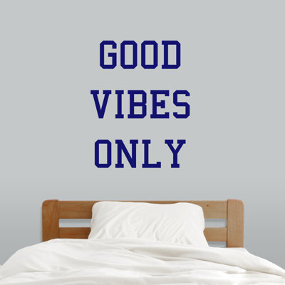 Décalcomanie murale "good vibes only"