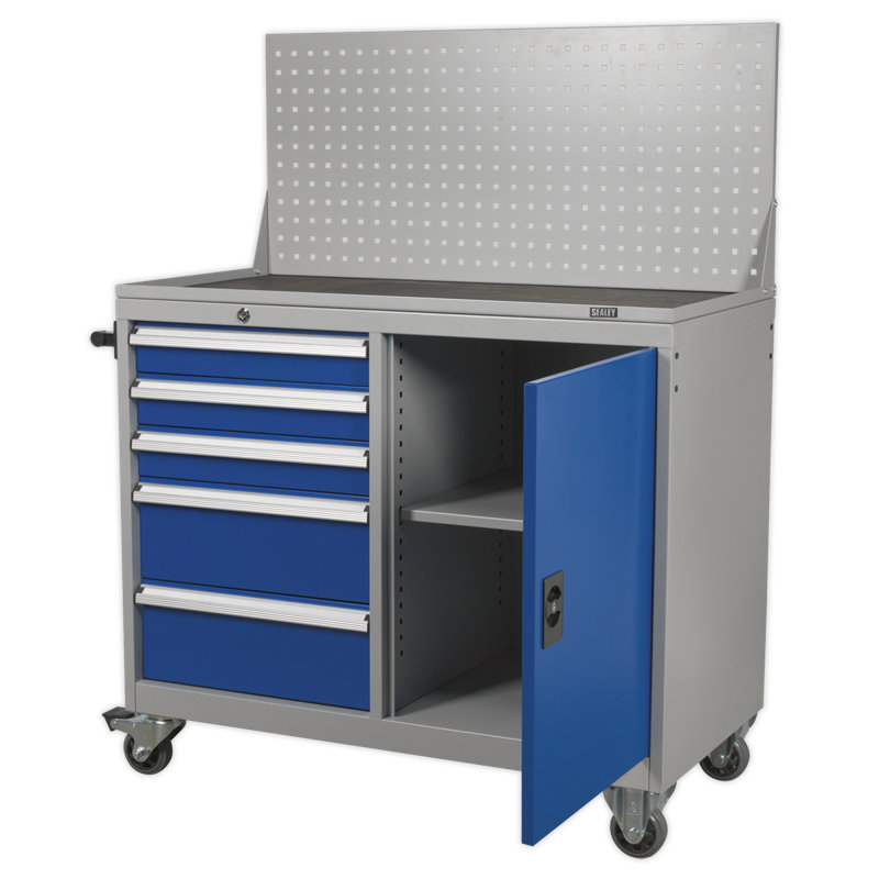 Metal Single Storage Cabinet ( 145cm H x 117cm W x 58cm D)