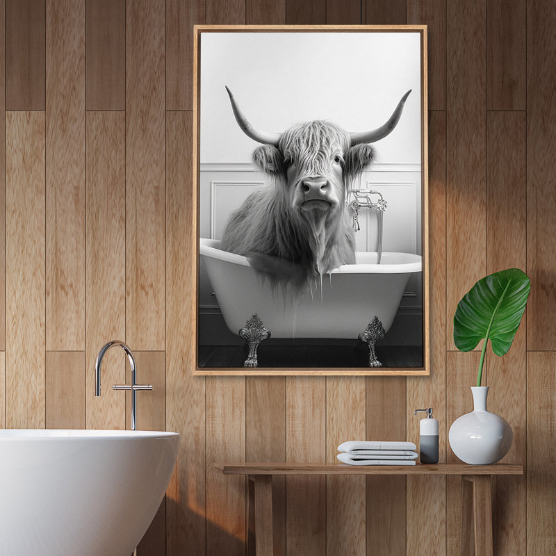 «Shetland Highland Cow in The Bathaign Decoring Art», reproduction d'art sur toile encadrée, Naturel, H 36 po x l 24 po