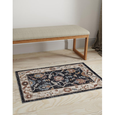 Policarpio Oriental Indoor Rug