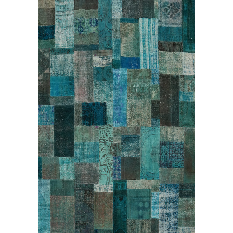 Distressed Geometric Patchwork Area Rug 8x10