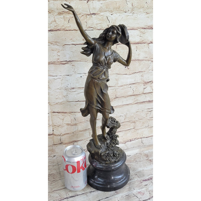 Figurines et sculptures