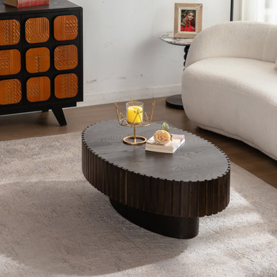 Table basse ovale en forme de piédestal robuste fabriquée à la main en bois de forme olive pour salon, table basse