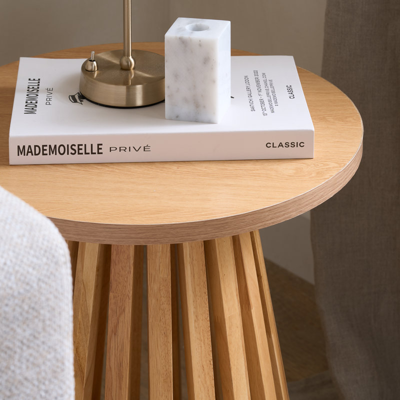 Middeleton Round Slatted lamp table oak effect