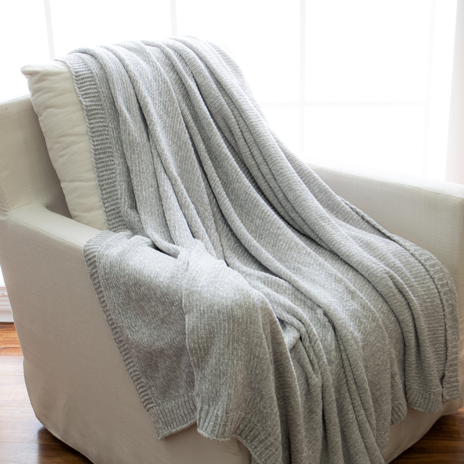 Caspian Knitted Blanket, Light Gray