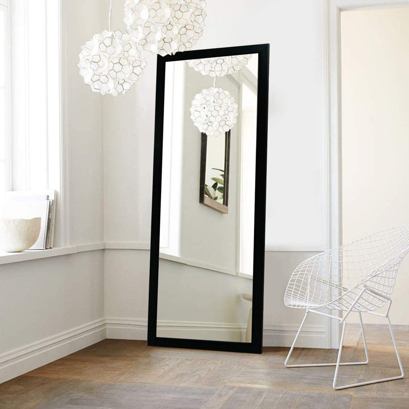 Miroir Modern Cheval - mural, noir 15,7 po x 41,3 po | Cadre 100% plastique, épaisseur de 0,1 pouce | Conception élégante pour les chambres à coucher et les aires de repos, surface réfléchissante pour le style et la fonctionnalité