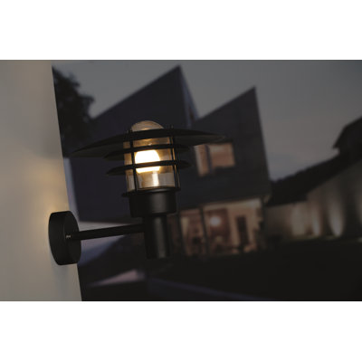 Outdoor Wall Lantern