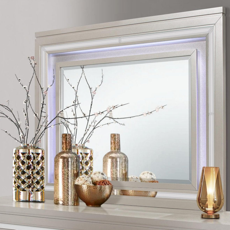 GLAM CHAMPAGNE MIRROR WITH LED