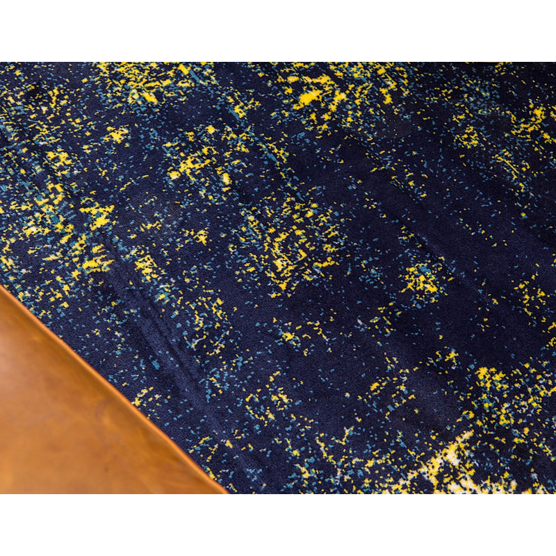 Oneita Oriental Indoor Rug, Rectangle 2'2" x 3'