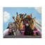 Chiens qui parcourent des montagnes russes avec parc d'attractions-710865387-710865390