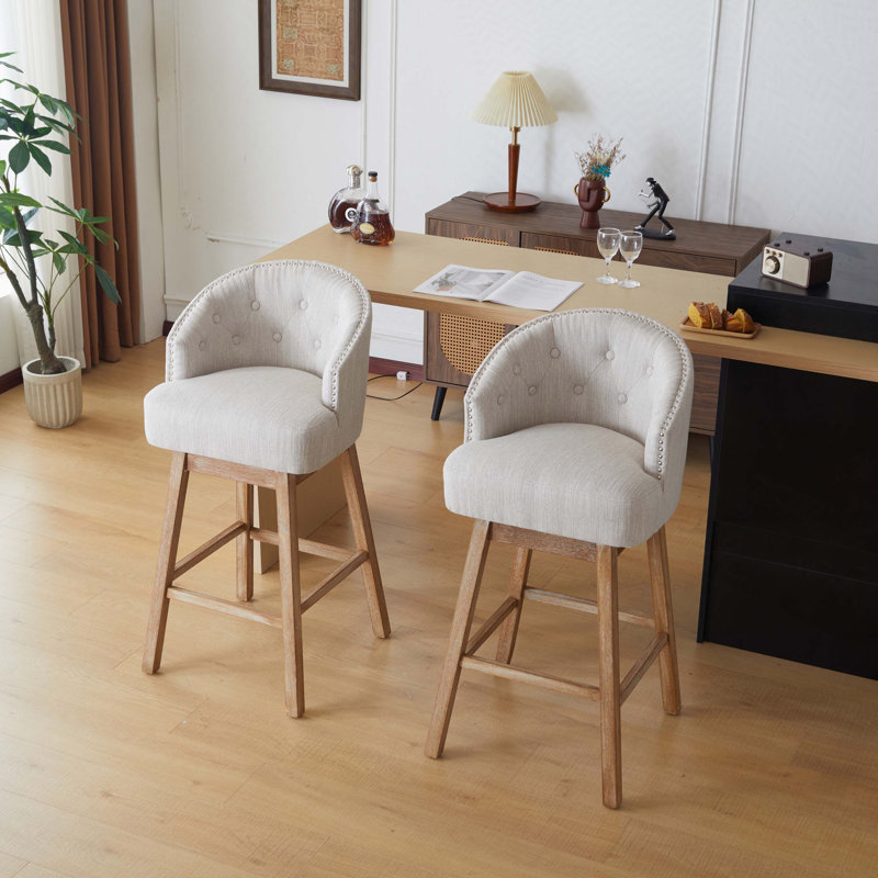 Tabourets de comptoir pivotants 33,25 po avec structure en bois d'hévéa massif, Siège beige / structure naturelle